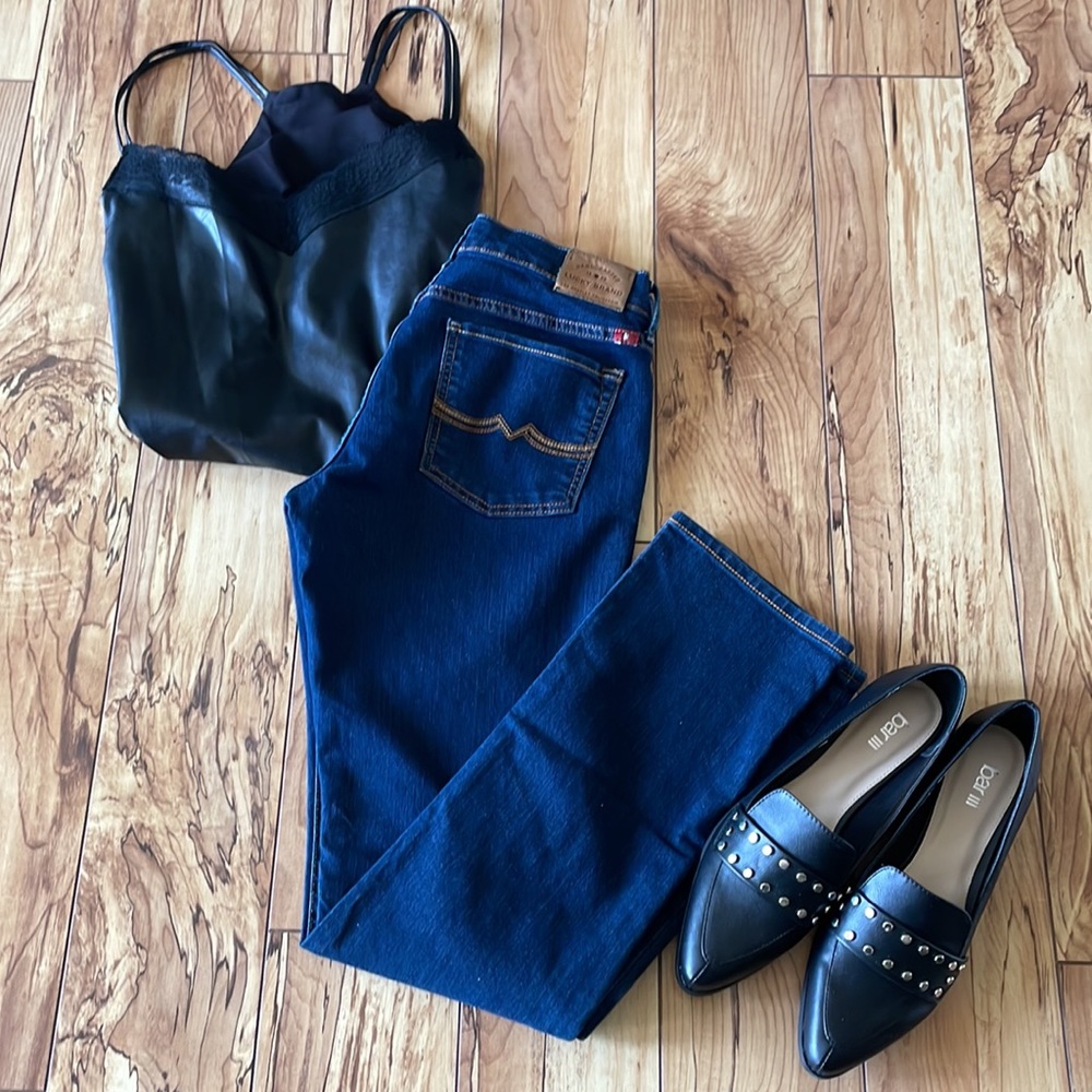 Lucky Brand Sweet'n Straight Dark Wash Jeans - Picture 8 of 9